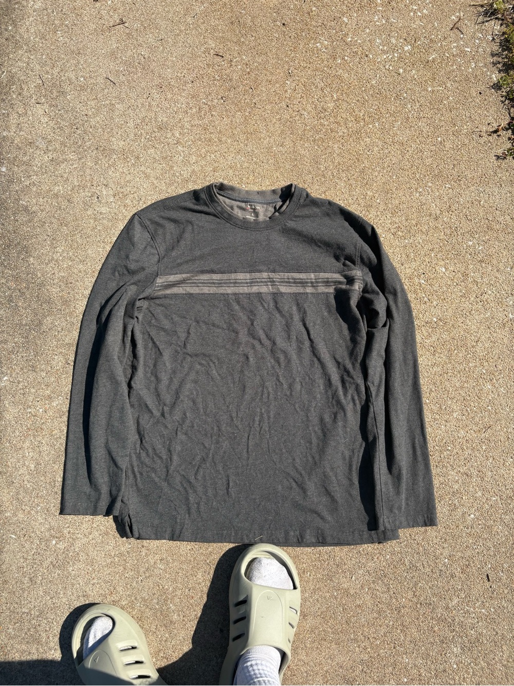Arrow 2000s grandpa style striped grey sweater
